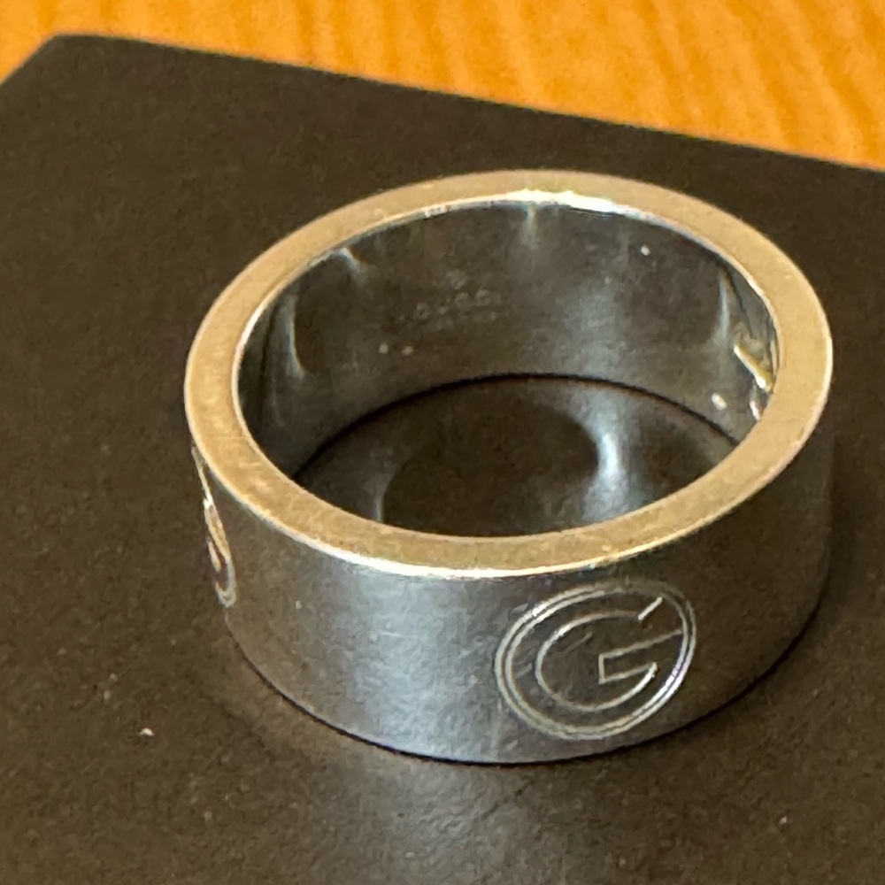 Gucci Silver Ring with Engraved Logo